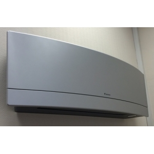 Инверторный кондиционер Daikin FTXJ20AS/ RXJ20A