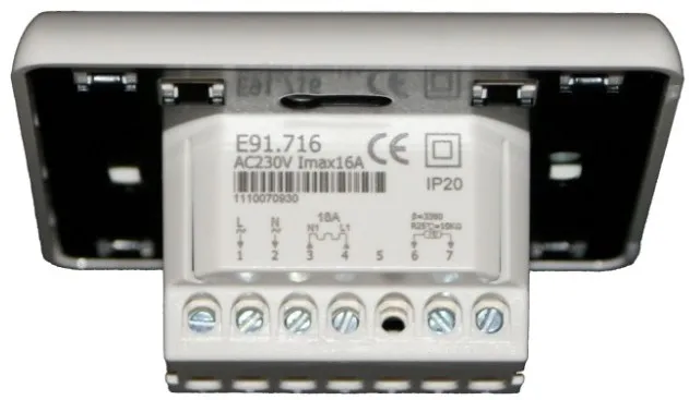 Терморегулятор RTC 91.716 Серебро (электронный программируемый с сенсорным экраном)